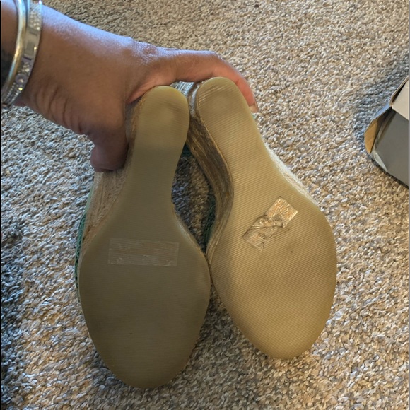 Wedge sandal - Picture 3 of 4